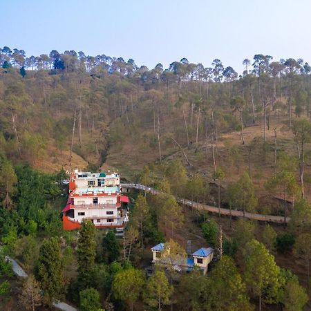 The Ranikhet Continental Hotel ภายนอก รูปภาพ