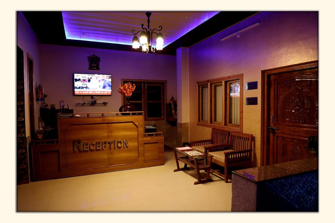 The Ranikhet Continental Hotel ภายนอก รูปภาพ
