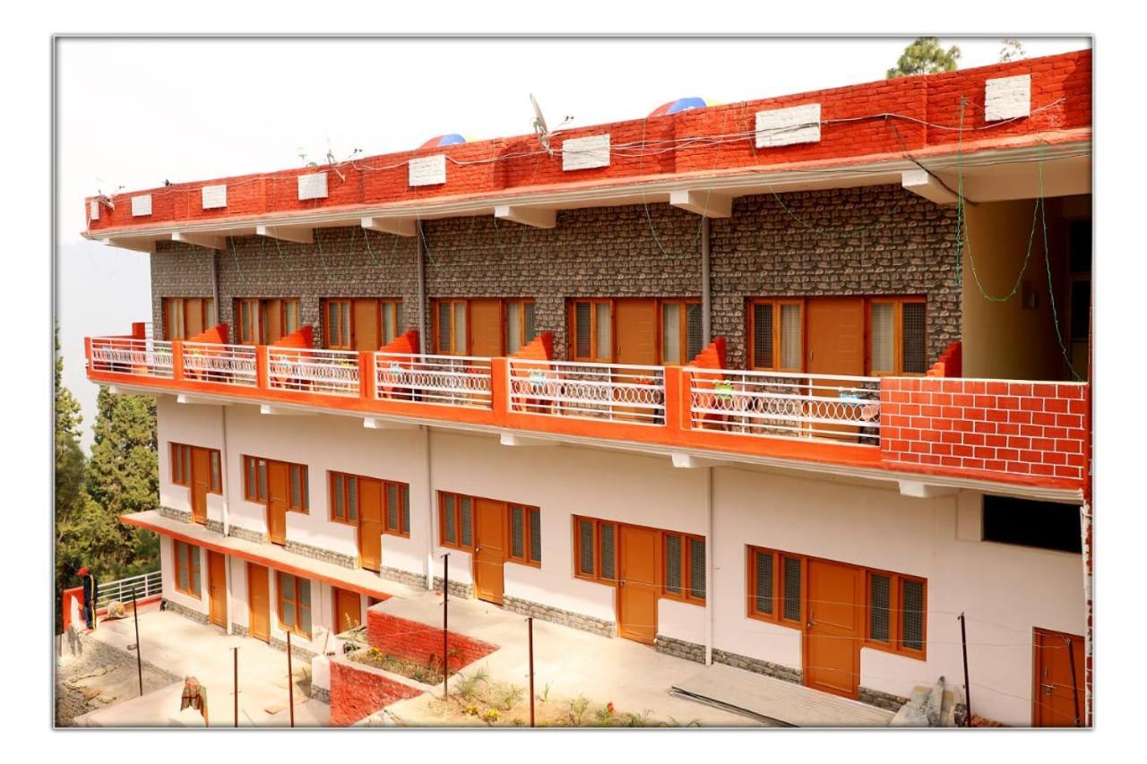 The Ranikhet Continental Hotel ภายนอก รูปภาพ