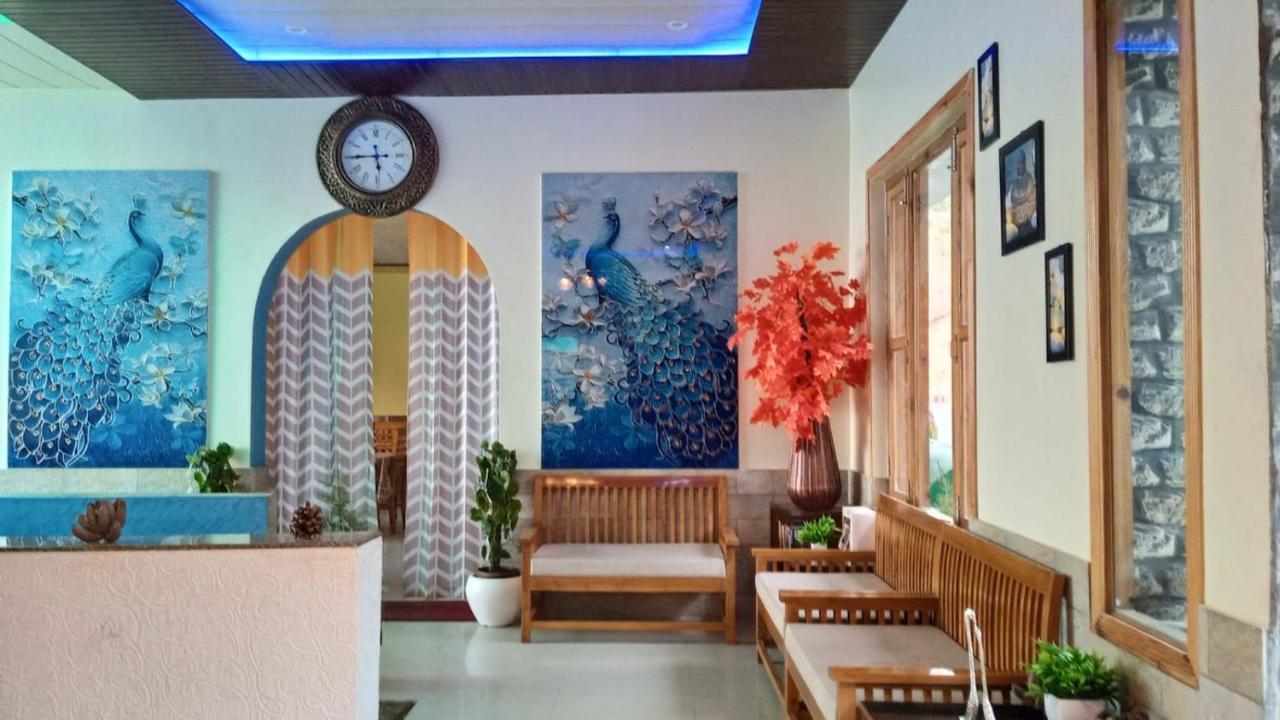 The Ranikhet Continental Hotel ภายนอก รูปภาพ