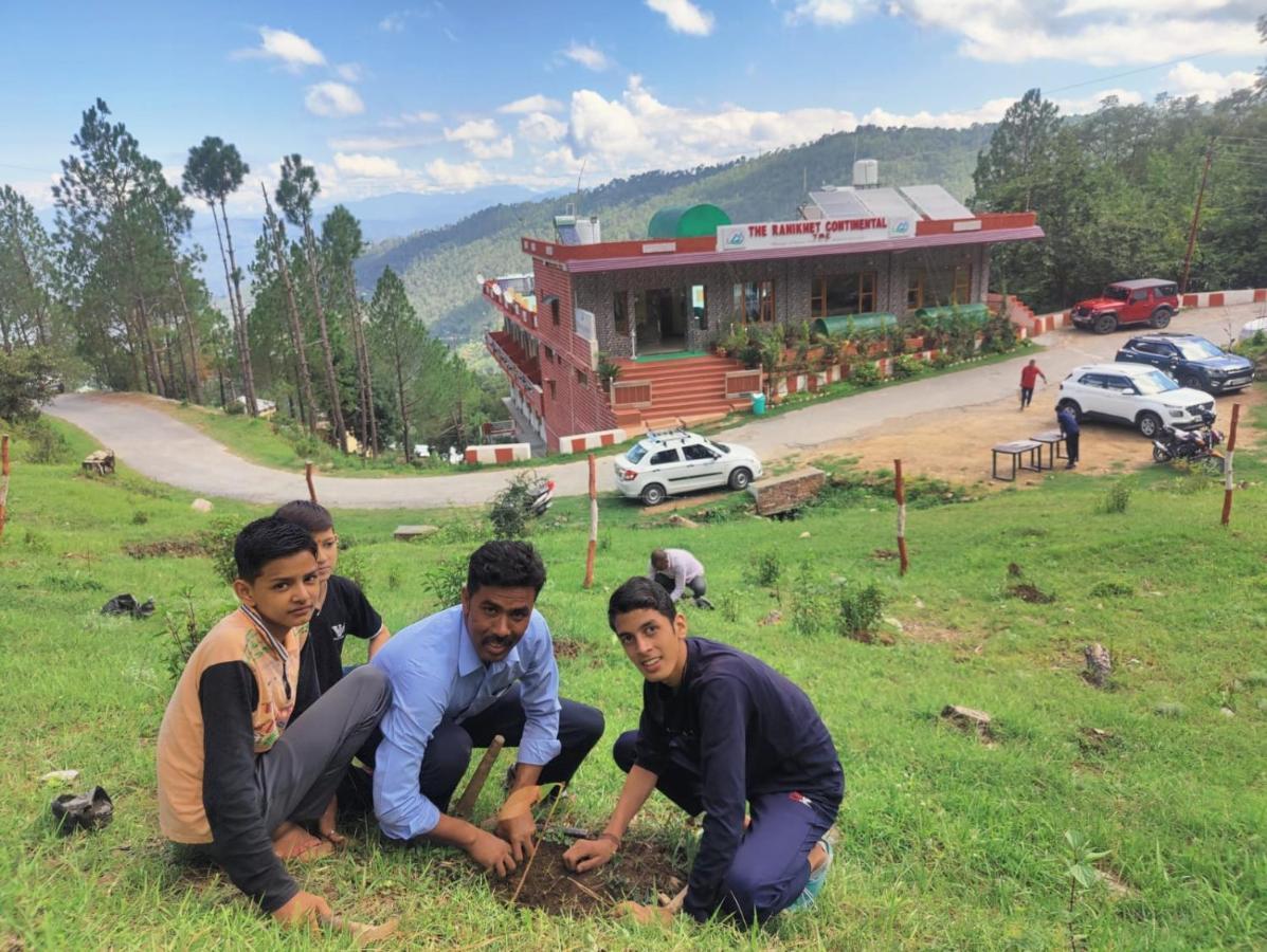 The Ranikhet Continental Hotel ภายนอก รูปภาพ